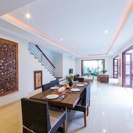 White Lotus Villas Seminyak Exterior foto